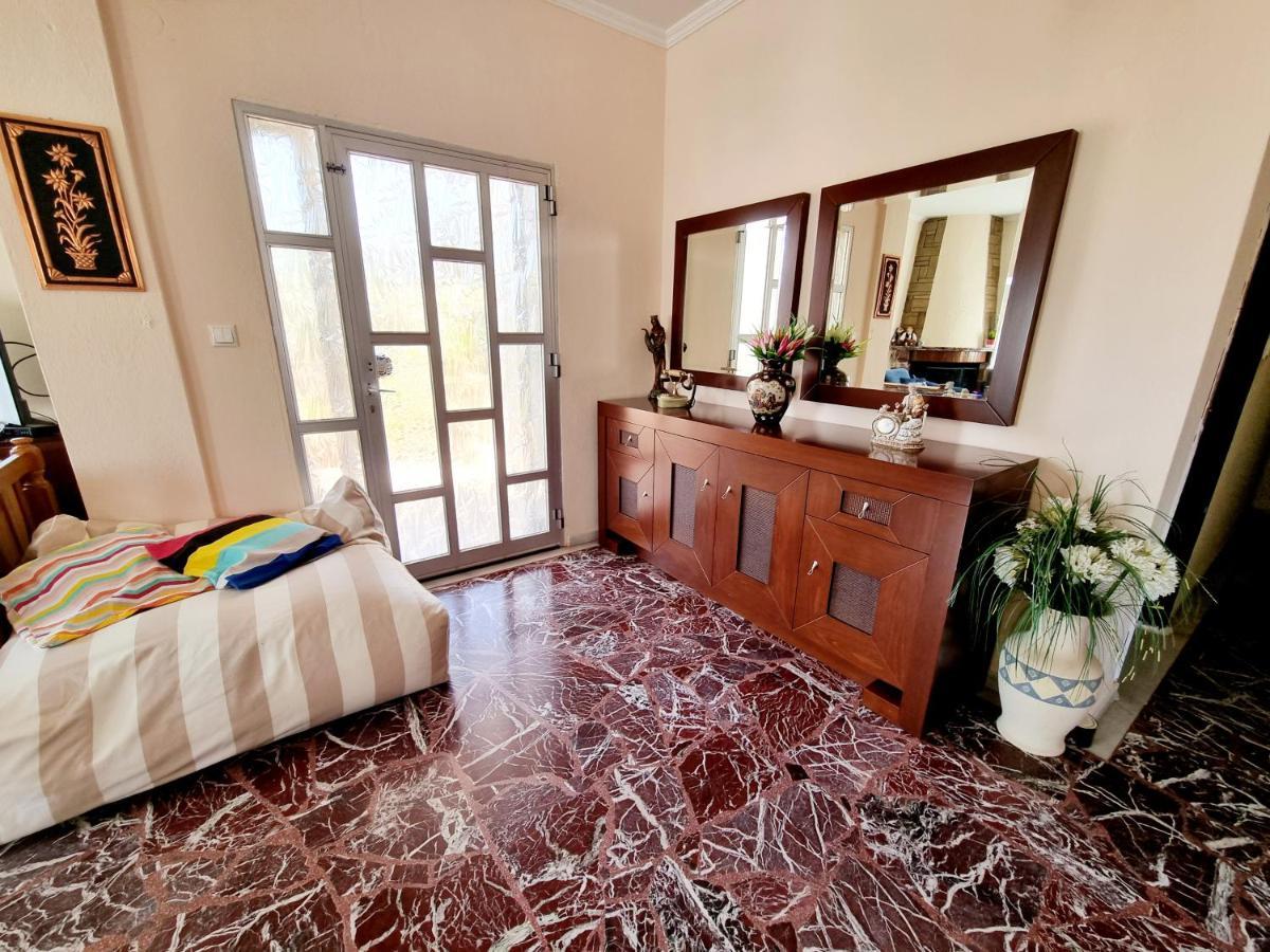 Villa Milenitta Vatopédhion エクステリア 写真