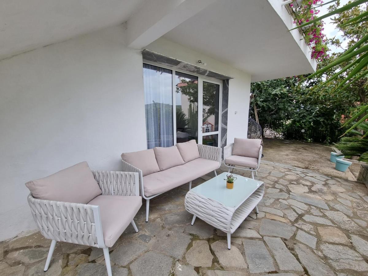 Villa Milenitta Vatopédhion エクステリア 写真