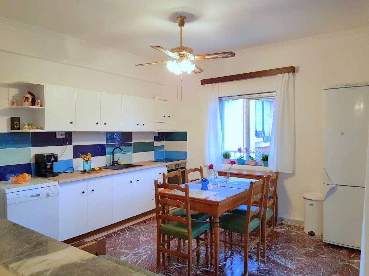 Villa Milenitta Vatopédhion エクステリア 写真